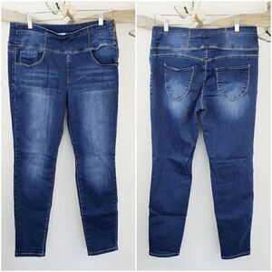 Bisou bisou high waisted skinny Jean's side zip